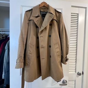 Banana Republic Water-Resistant Trench Coat, Size M, Tan